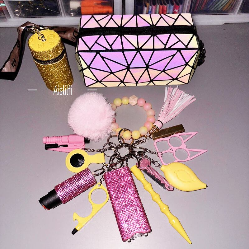 14-Piece Luminous Self-Defense Keychain Kit