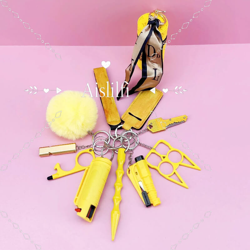 11 Pieces Fashion Keychain Sets