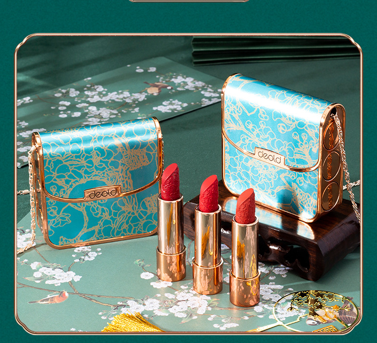 Chain Bag Gift Set 3 In 1 Lip Stick
