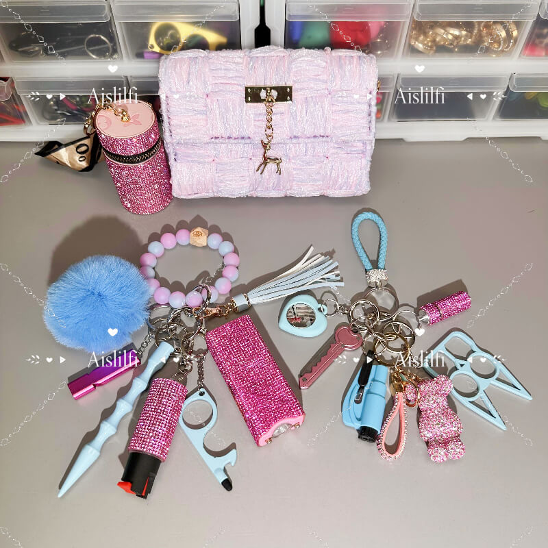 16 Piece Hand Knit Bag Self Defense Keychain Kit